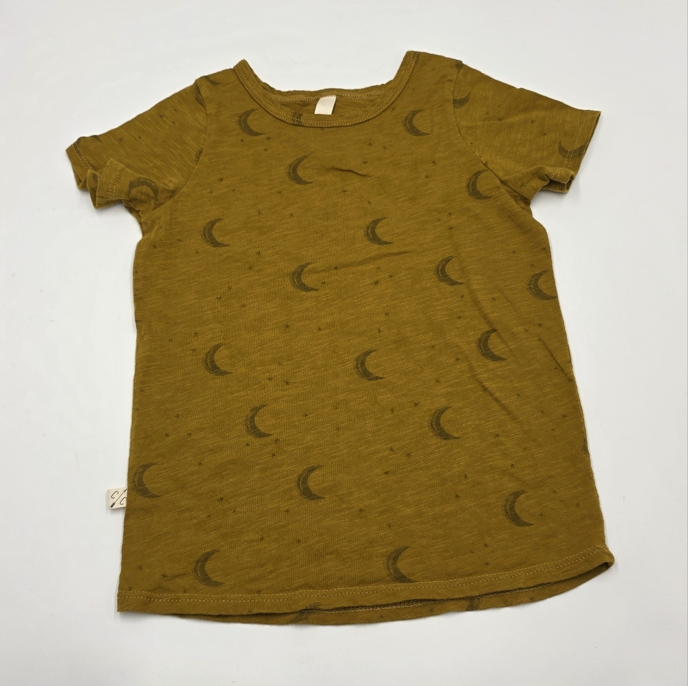 Childhoods lunar basic tee size 4T